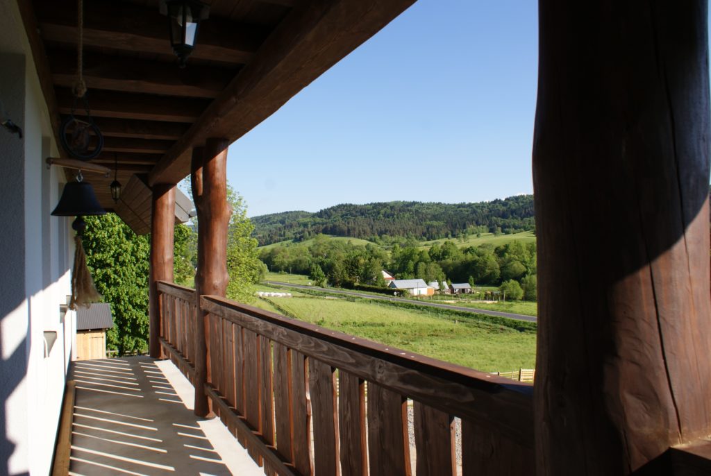 Dom Na Skale Rabe Dom na skale taras 1024x686 - Dom Na Skale Rabe